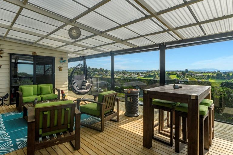 Photo of property in 48 Estuary View Road, Welcome Bay, Tauranga, 3112