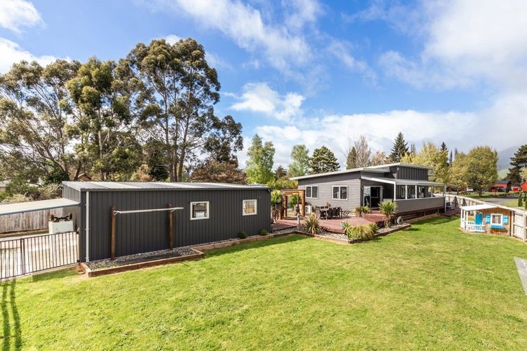 Photo of property in 11 Te Arahori Street, Turangi, 3334