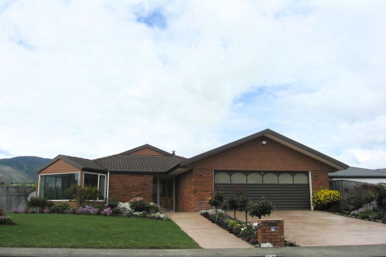 Photo of property in 17 Tyree Drive, Stoke, Nelson, 7011