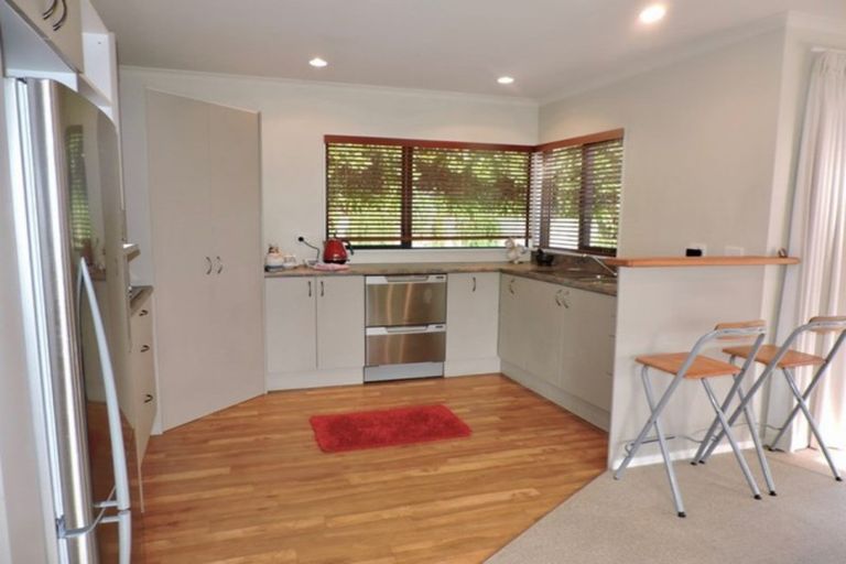 Photo of property in 18 Pendennis Point, Camborne, Porirua, 5026