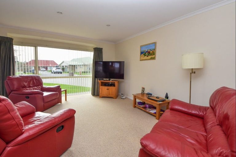 Photo of property in Villa Estate, 44/55 Armstrong Avenue, Carterton, 5713