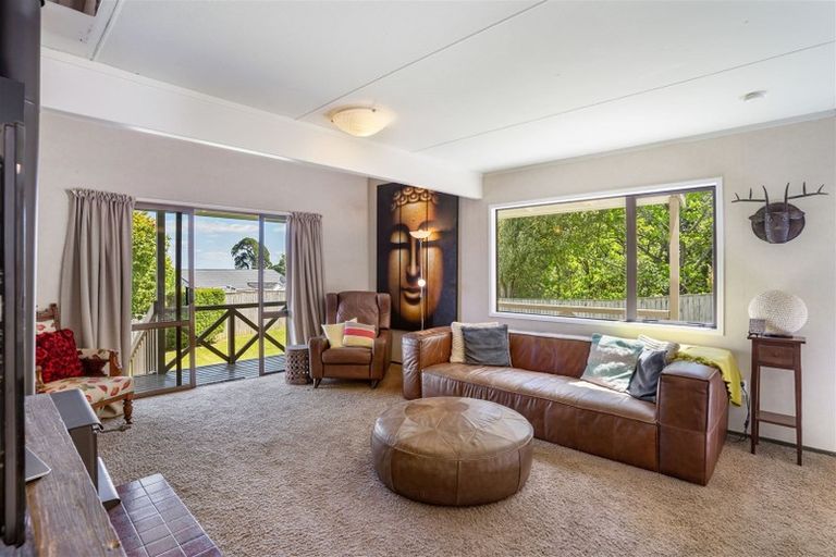 Photo of property in 16 Janome Place, Bucklands Beach, Auckland, 2014