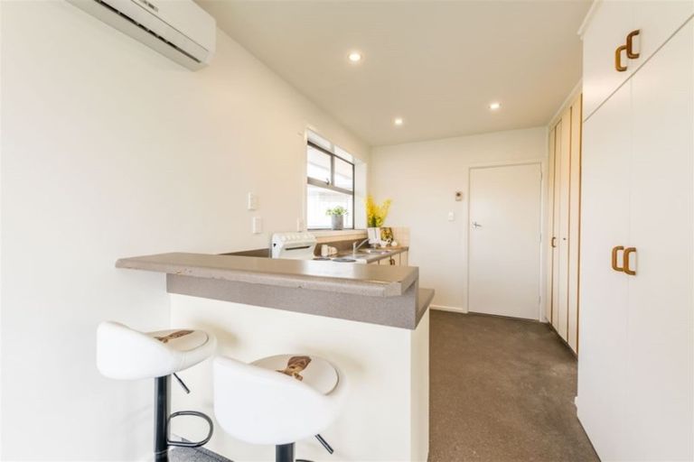 Photo of property in 6 Gladson Avenue, Sockburn, Christchurch, 8042