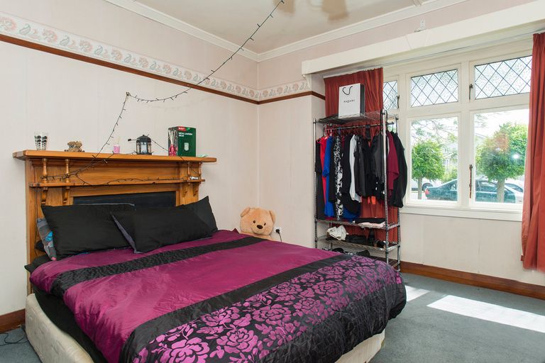 Photo of property in 210 Kahutia Street, Gisborne, 4010