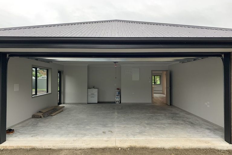 Photo of property in 31a Pearce Street, Halcombe, 4779