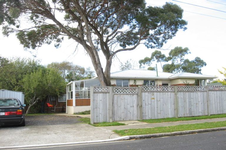 Photo of property in 9 Valiant Road, Waldronville, Dunedin, 9018