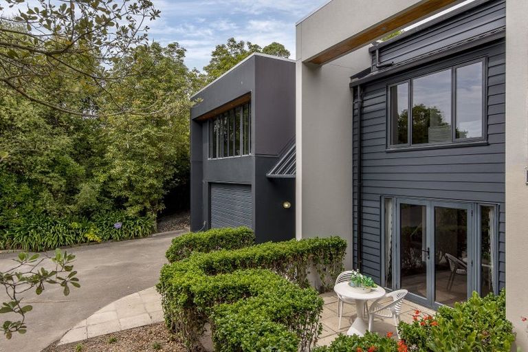 Photo of property in 26 Whareora Terrace, Cashmere, Christchurch, 8022