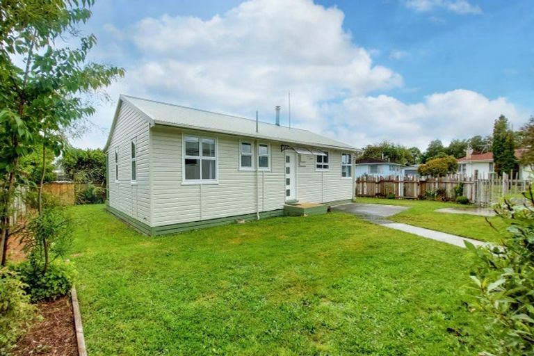 Photo of property in 30 Raukura Street, Turangi, 3334