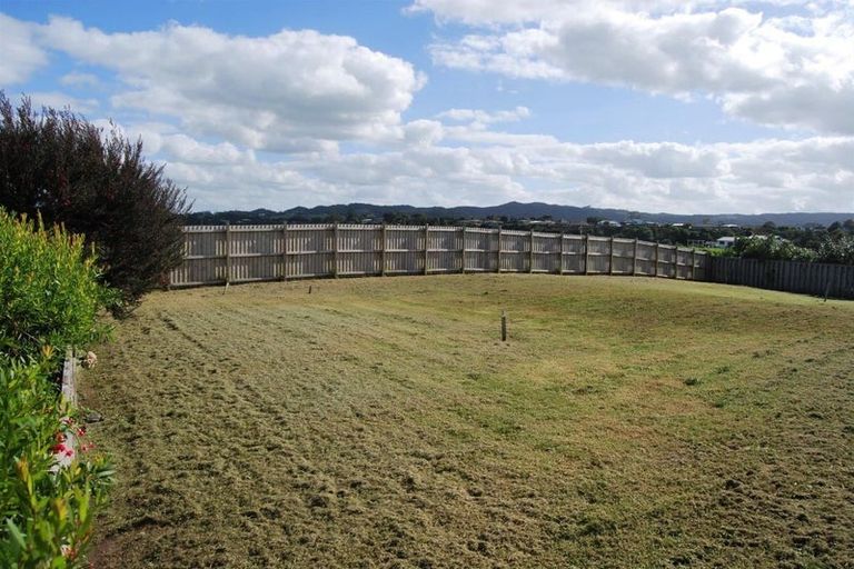 Photo of property in 11 Sea Dune Place, Ruakaka, 0116