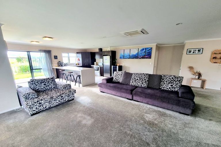 Photo of property in 1 Charlise Place, Onerahi, Whangarei, 0110