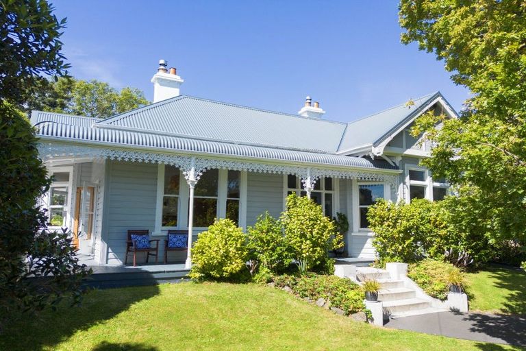 Photo of property in 26 Mataora Road, Kenmure, Dunedin, 9011