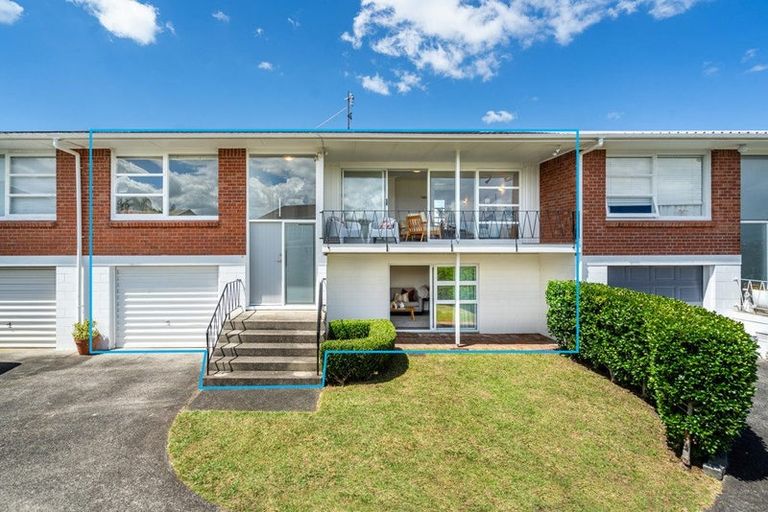Photo of property in 2/7 Walter Street, Hauraki, Auckland, 0622