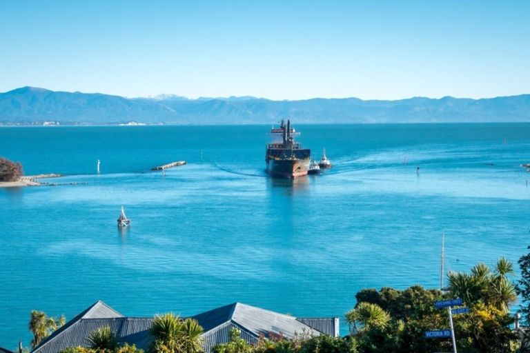 Photo of property in 21 Fifeshire Crescent, Stepneyville, Nelson, 7010