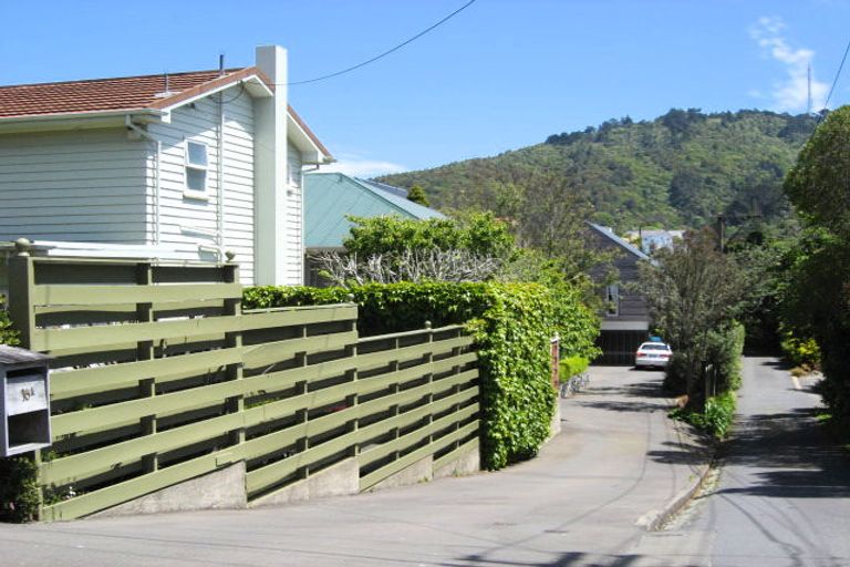 Photo of property in 16 Izard Road, Khandallah, Wellington, 6035
