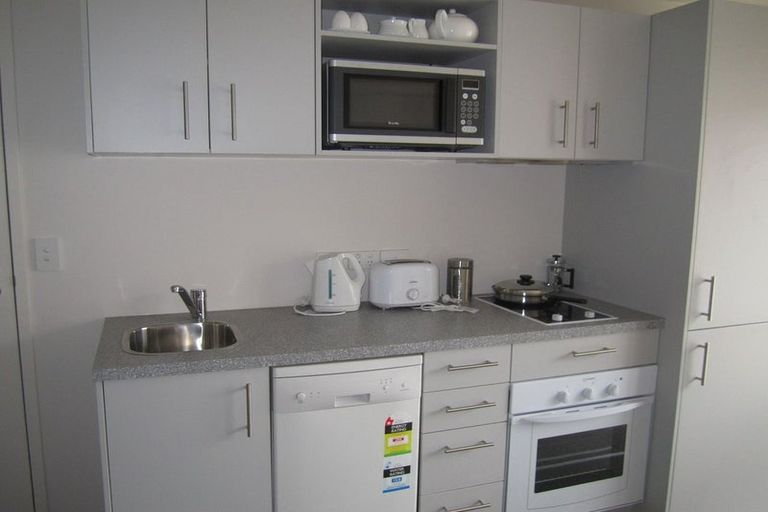 Photo of property in The Peak Apartments, 1001/170 Taranaki Street, Te Aro, Wellington, 6011
