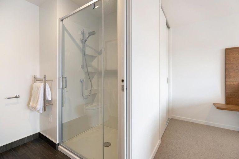 Photo of property in 48 Farrant Drive, Wanaka, 9305