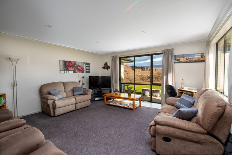 Photo of property in 11 Walnut Grove, Alexandra, 9320