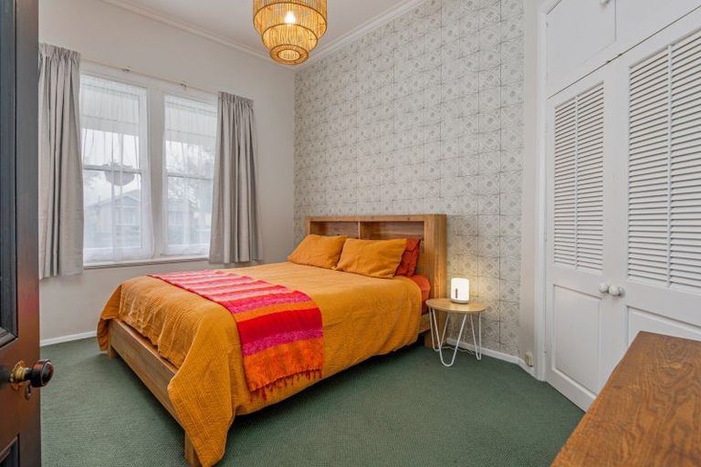 Photo of property in 16 Worcester Street, West End, Palmerston North, 4410