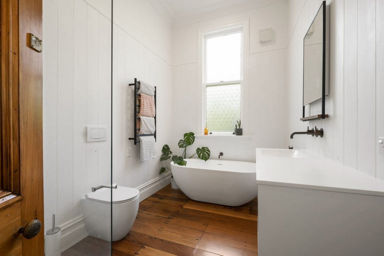 Photo of property in 30 Upton Terrace, Thorndon, Wellington, 6011