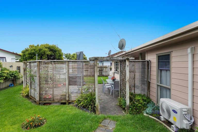 Photo of property in 13 Edgewater Grove, Whakatane, 3120