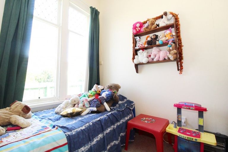 Photo of property in 52 Belt Street, Waimate, 7924