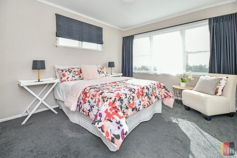 Photo of property in 431a Great South Road, Opaheke, Papakura, 2113