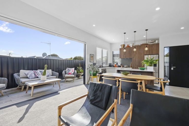 Photo of property in 75a Pendarves Street, New Plymouth, 4310