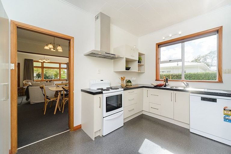 Photo of property in 95 Marne Street, Hokowhitu, Palmerston North, 4410