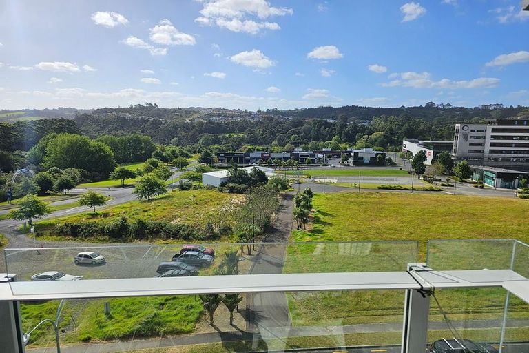 Photo of property in 604/27 Don Mckinnon Drive, Albany, Auckland, 0632
