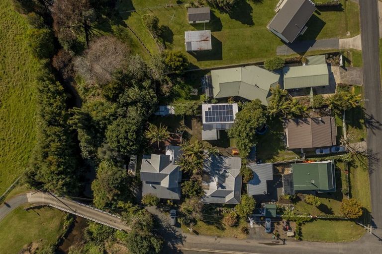 Photo of property in 126 Te Tiki Street, Coromandel, 3506