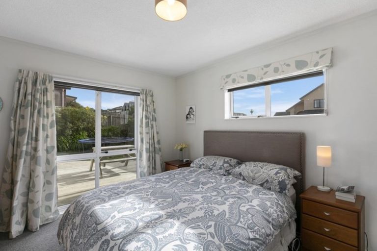 Photo of property in 7 Ashton Fitchett Drive, Brooklyn, Wellington, 6021