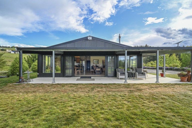 Photo of property in 1042a Kahuranaki Road, Kahuranaki, Havelock North, 4295