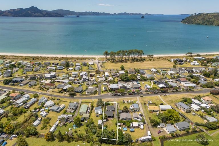 Photo of property in 24 Captain Cook Road, Cooks Beach, Whitianga, 3591