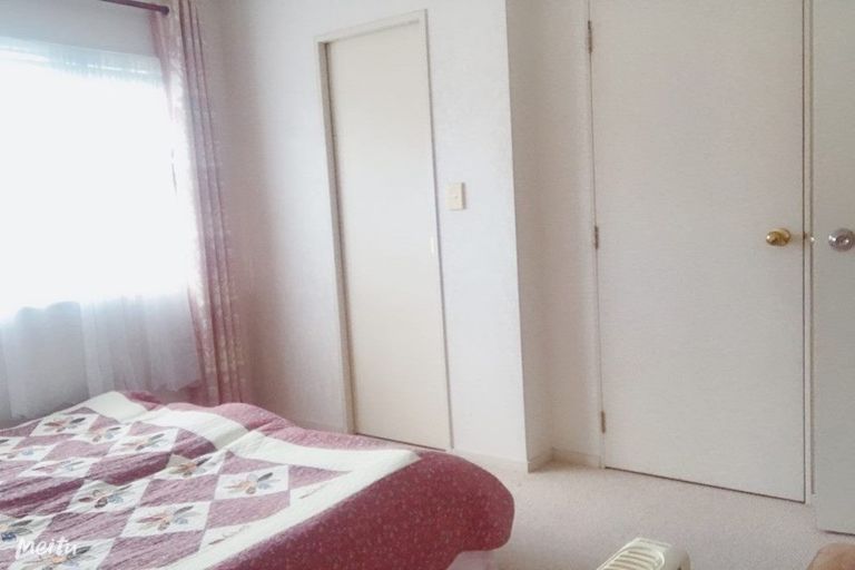 Photo of property in 22 Tamaki Bay Drive, Pakuranga, Auckland, 2010