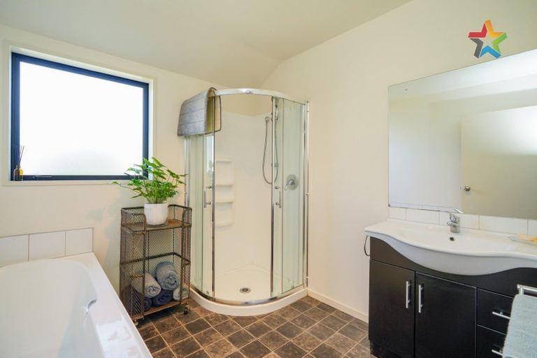 Photo of property in 566 Tweed Street, Newfield, Invercargill, 9812