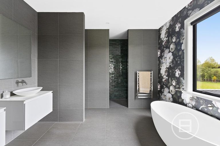 Photo of property in 90 Grace Hill Drive, Dairy Flat, Albany, 0792