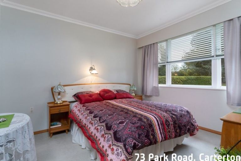 Photo of property in 75 Park Road, Carterton, 5713