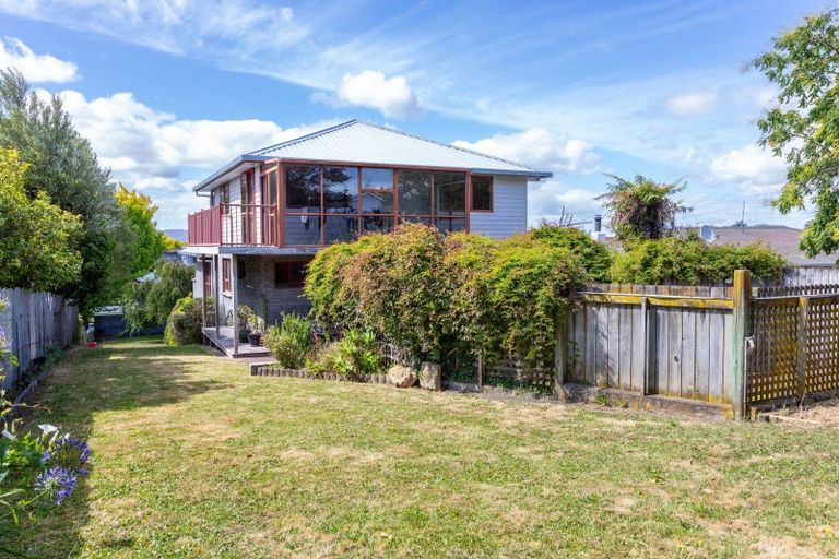 Photo of property in 6 Beedie Street, Dannevirke, 4930