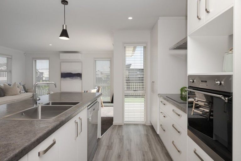 Photo of property in 45 Union Drive, Papamoa, 3118