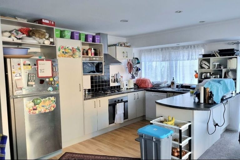 Photo of property in 82 Malaspina Place, Papatoetoe, Auckland, 2025