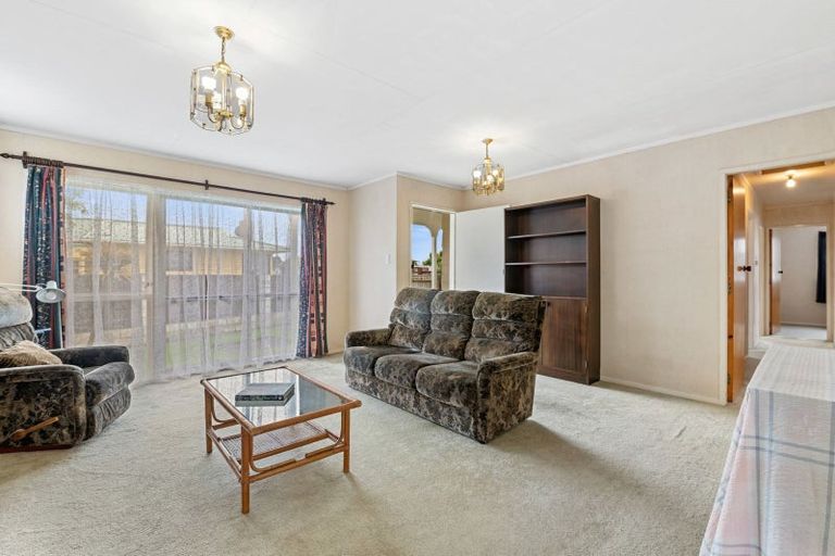 Photo of property in 30 Browning Crescent, Owhata, Rotorua, 3010