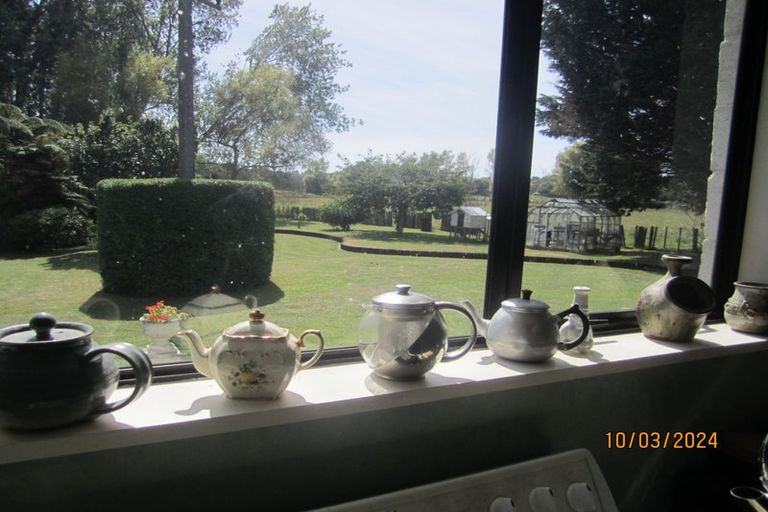 Photo of property in 24 Wairiri Street, Ohau, Levin, 5570