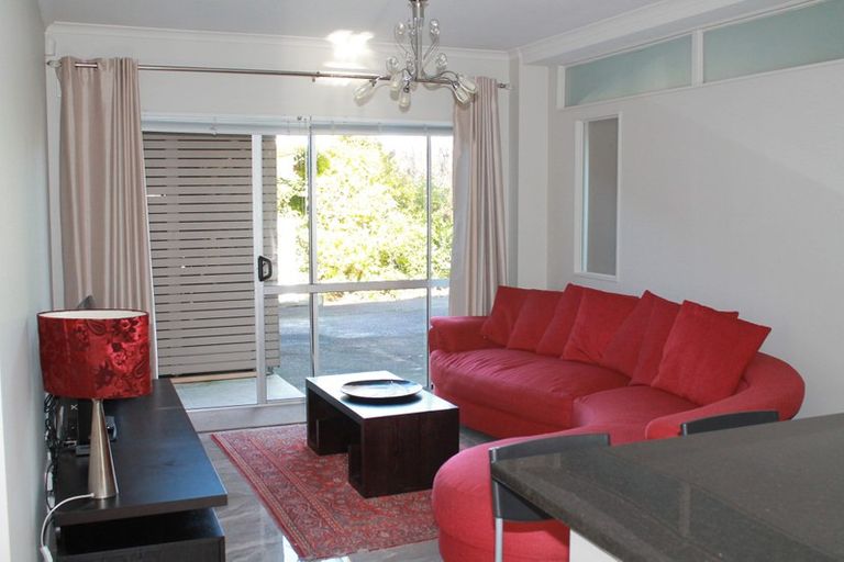 Photo of property in 7 Maxwelton Drive, Mairangi Bay, Auckland, 0630