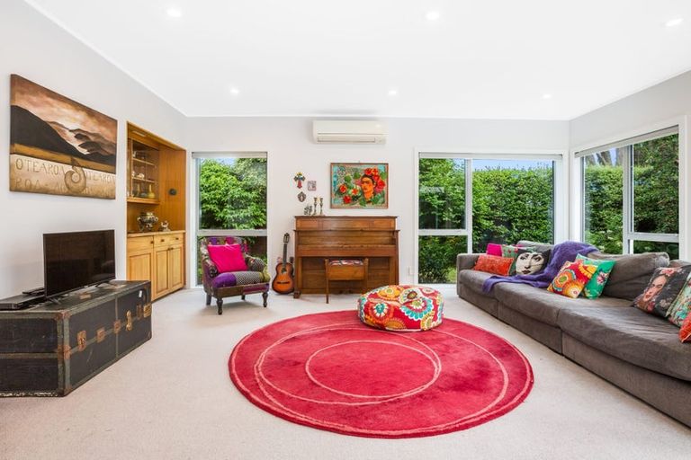 Photo of property in 383 Muritai Road, Eastbourne, Lower Hutt, 5013