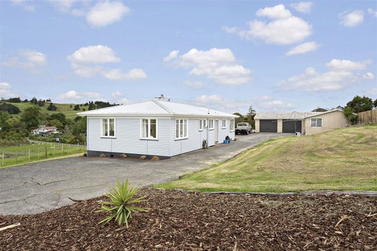 Photo of property in 93 Maungakaramea Road, Puwera, Whangarei, 0178