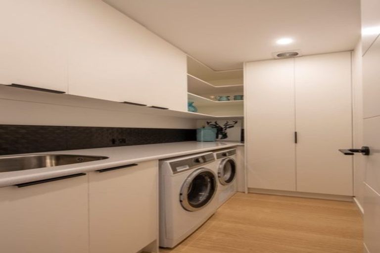 Photo of property in 9 Porteous Street, Mornington, Dunedin, 9011