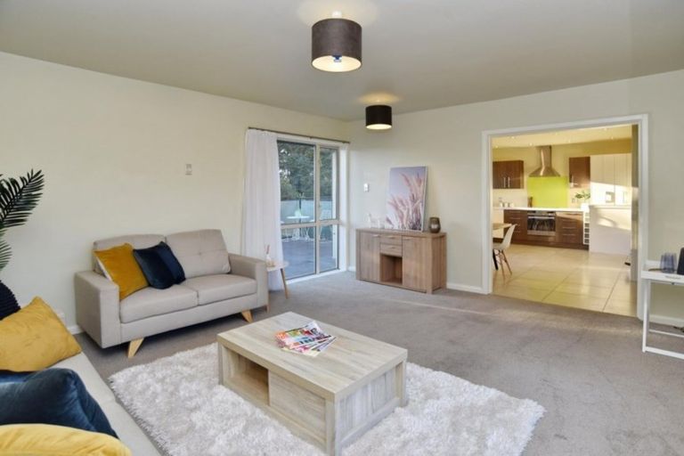 Photo of property in 8 Waitikiri Drive, Parklands, Christchurch, 8083