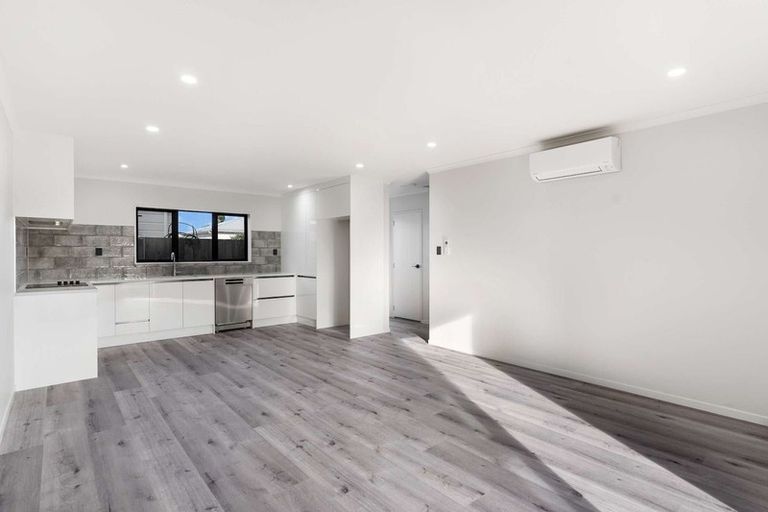 Photo of property in 6d Rose Road, Papatoetoe, Auckland, 2025