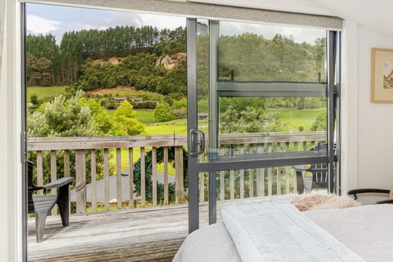 Photo of property in 69b Hodge Road, Coroglen, Whitianga, 3591