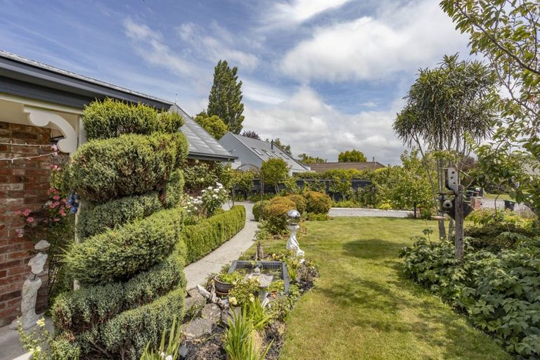 Photo of property in 4 Greenwood Close, Woodend, 7610